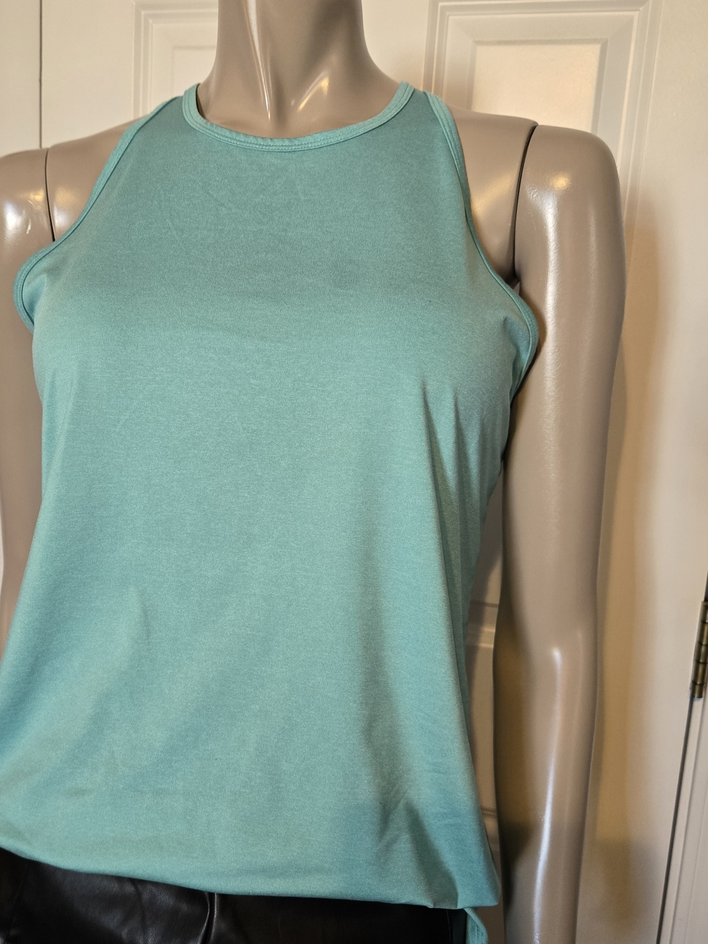 Tek Gear Women's Large Light Teal Open Back Workout Tank Top Athletic Activewear